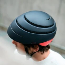 Closca Helmet Loop -Magasin De Vélos 2102001 loop graphite 2 84ba9ff7 2ff0 4f17 92fc 5633aa15d7ca 1000x1000 1
