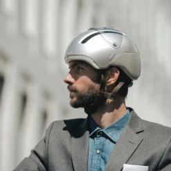 Casque Vélo HJC Calido PLUS -Magasin De Vélos casque velo urbain visiere amovible hjc calido plus