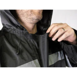 Poncho Vélo Imperméable Noir (polyvalent 2 Roues) -Magasin De Vélos poncho etanche reflechissant 2 roues velo scooter moto