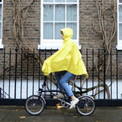 Poncho Vélo Pluie 3.0 -Magasin De Vélos ponchoyellow2